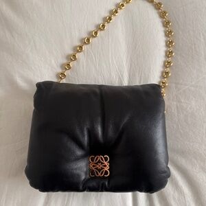 Loewe 2022 Puffer bag w gold strap
